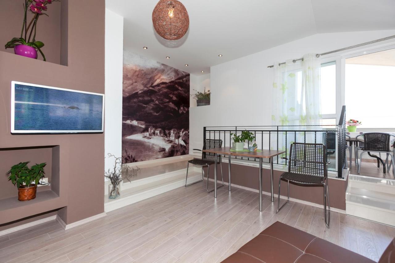 Apartmani Iva Tučepi Exterior foto