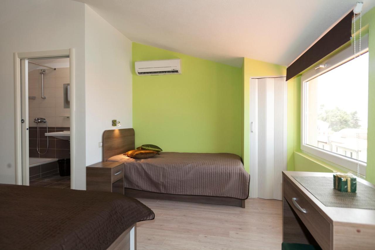 Apartmani Iva Tučepi Exterior foto