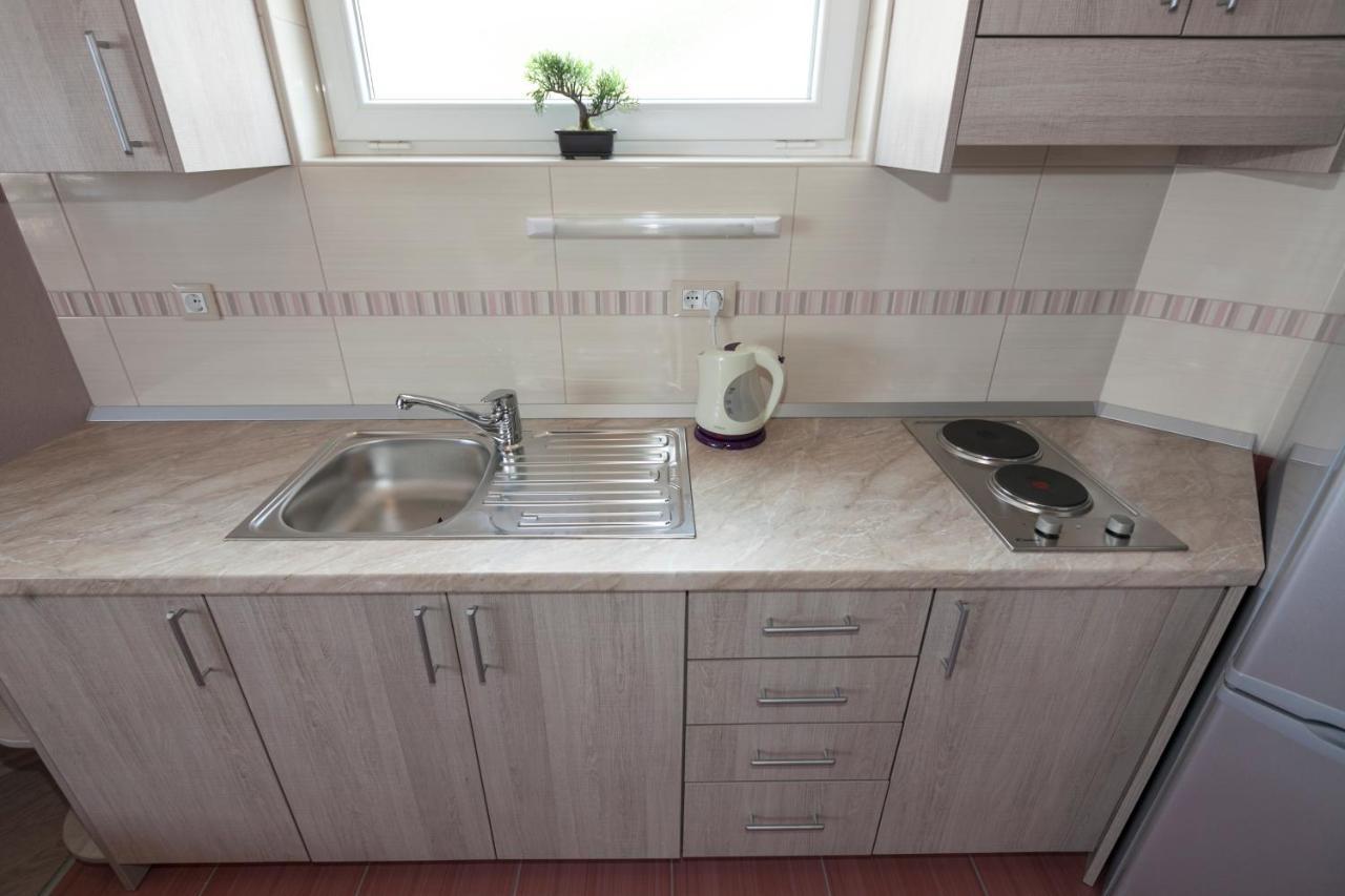 Apartmani Iva Tučepi Exterior foto
