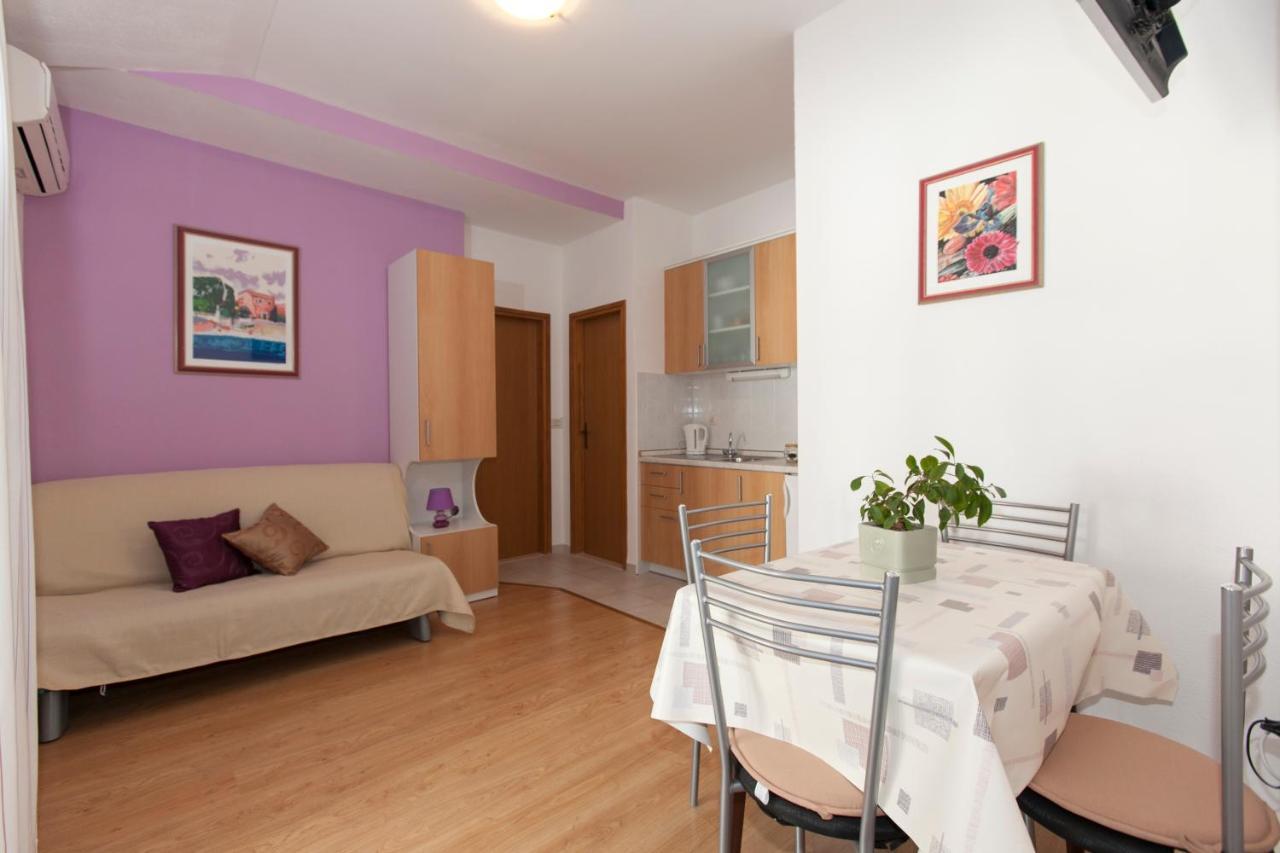 Apartmani Iva Tučepi Exterior foto