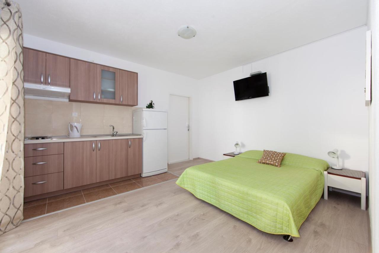Apartmani Iva Tučepi Exterior foto