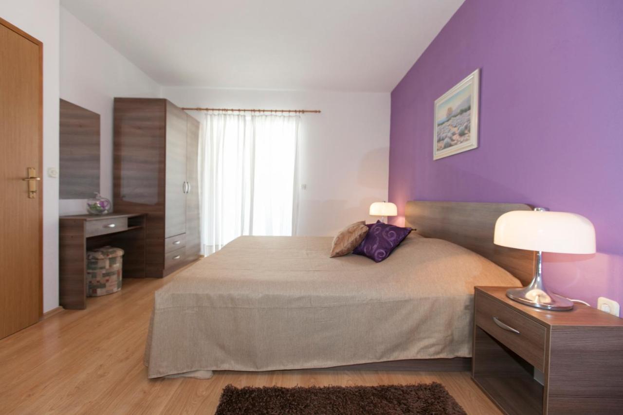 Apartmani Iva Tučepi Exterior foto