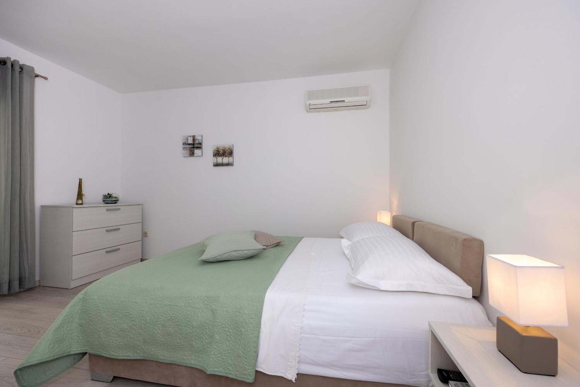 Apartmani Iva Tučepi Exterior foto